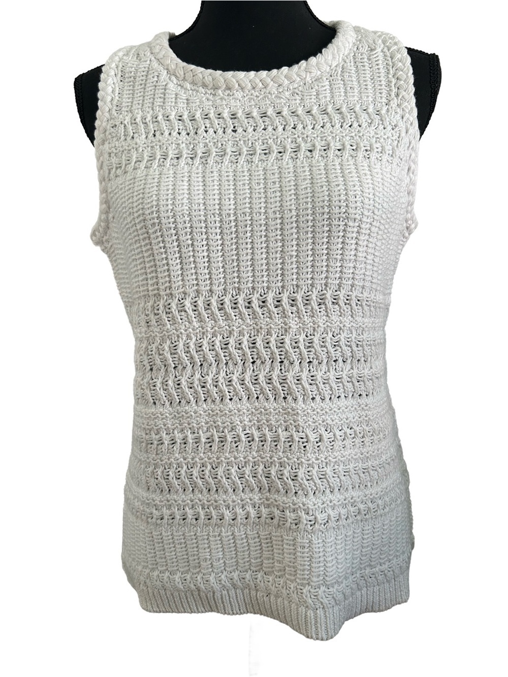 White House Black Market Ivory Crochet Knit Tank. Size Medium